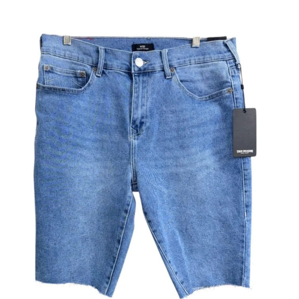 COPY - True Religion (NWT) Men’s Ricky, Relaxed Straight Denim Shorts, Size 34
